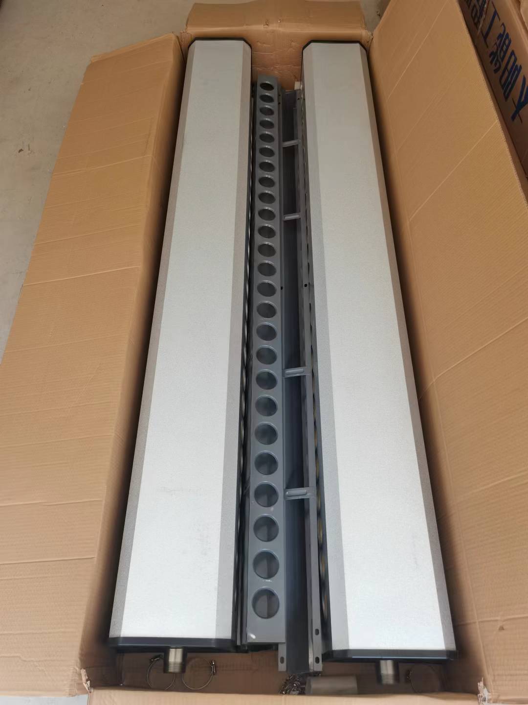 vacuum tube solar collector